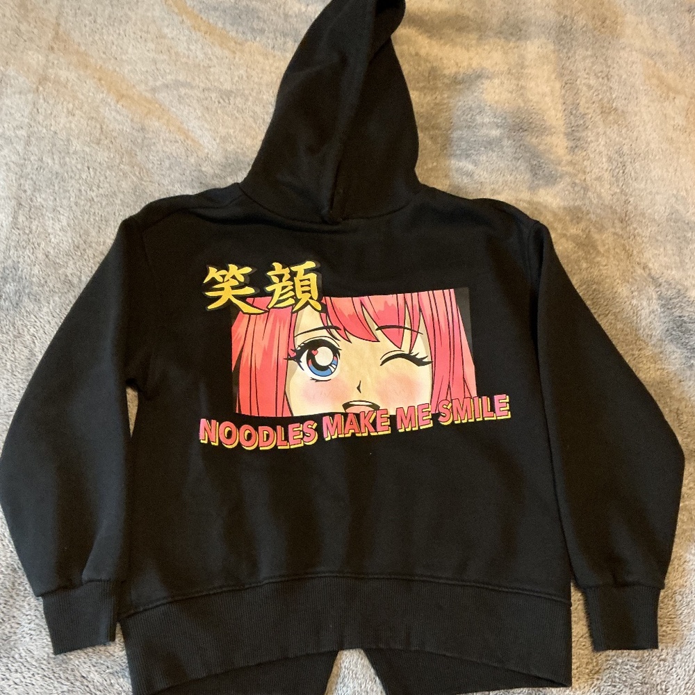 Hoodie noodles make me smile (Zara)